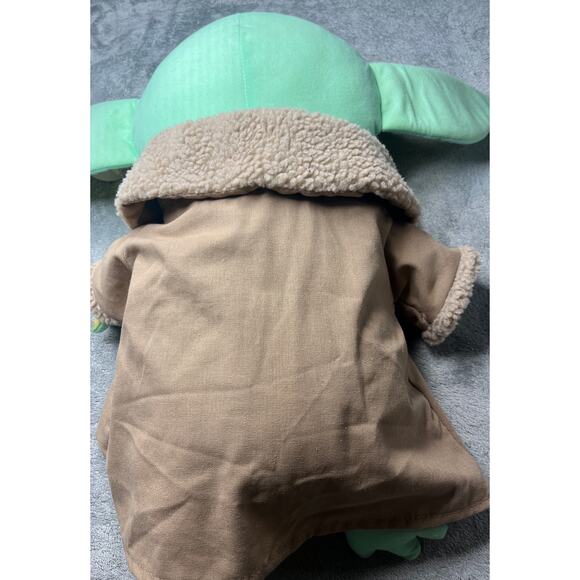 Baby Yoda Star Wars The Mandalorian The Child Pillow Buddy 20” Grogu Child Plush - Picture 3 of 8